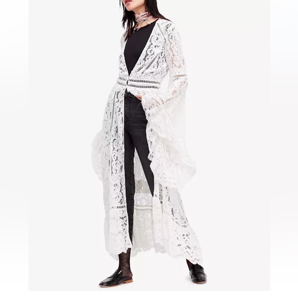 Free People Rhiannon Lace Kimono/Robe